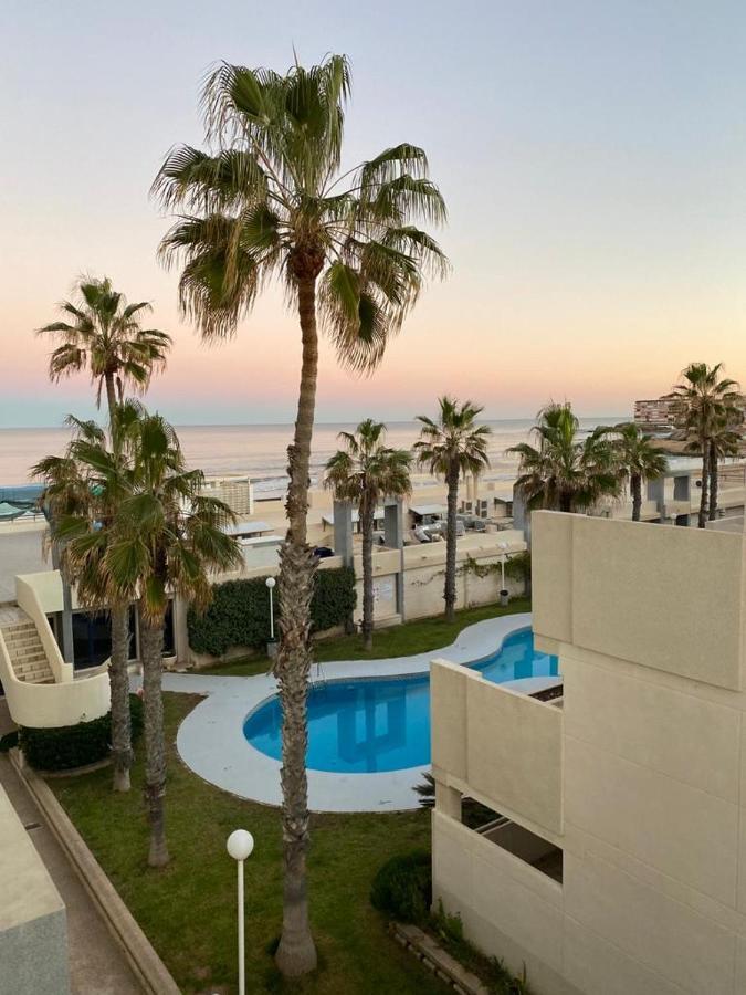 Torrevieja La Mata Primera Linea Playa Luaran gambar