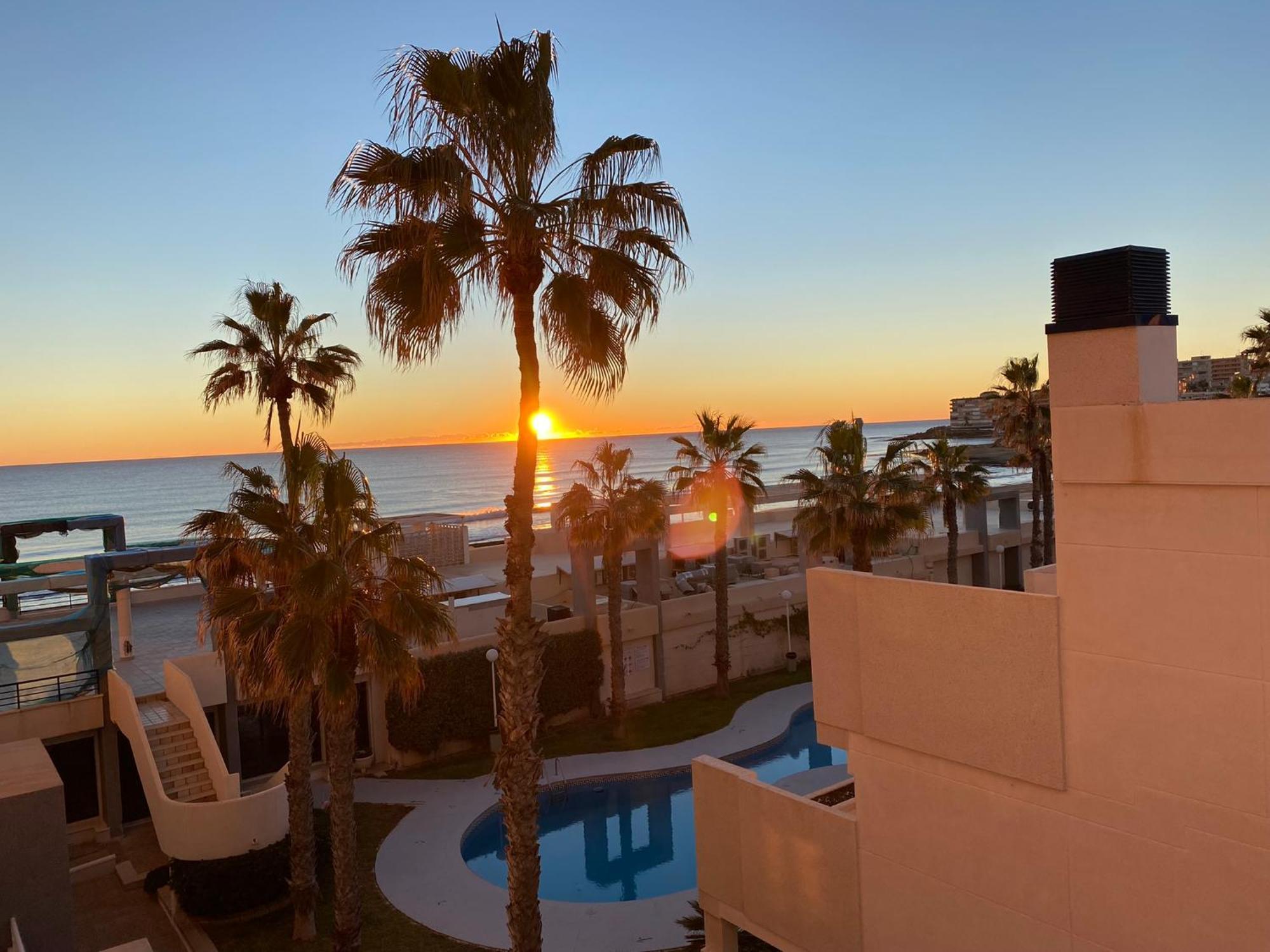 Torrevieja La Mata Primera Linea Playa Luaran gambar