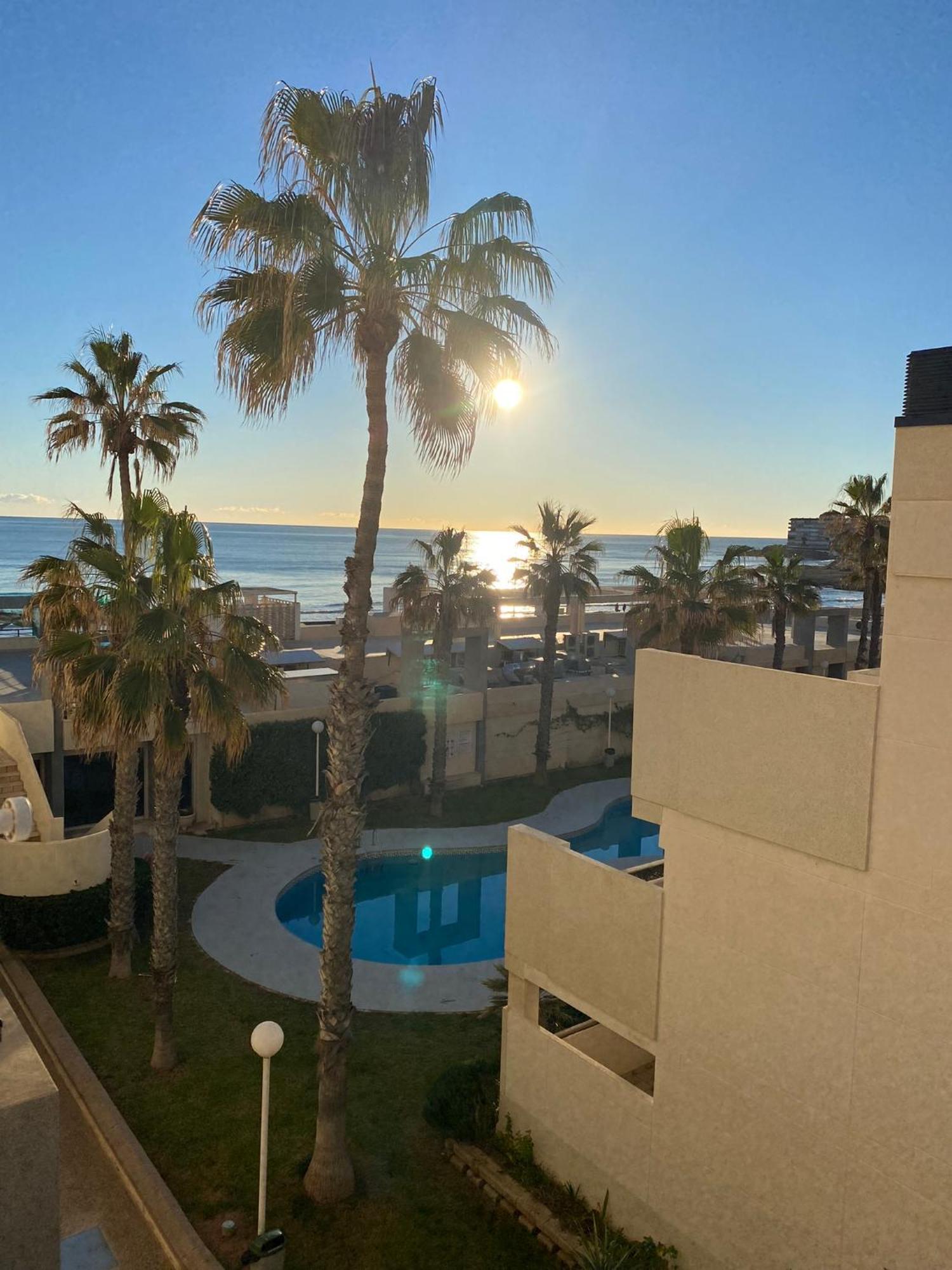 Torrevieja La Mata Primera Linea Playa Luaran gambar